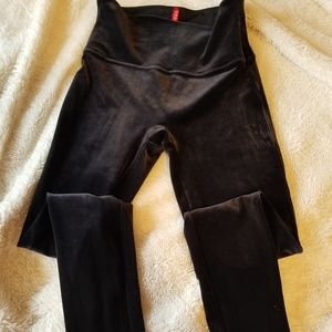 Spanx velvet leggings